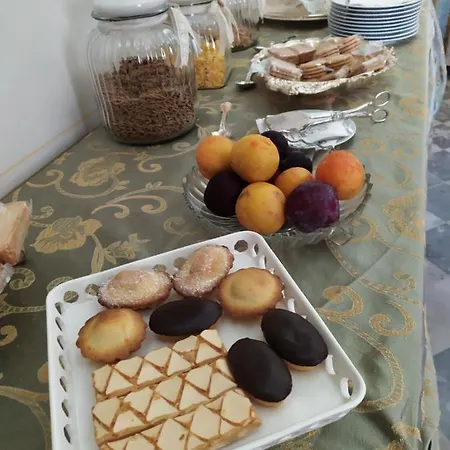 Palazzo De Castro B&B