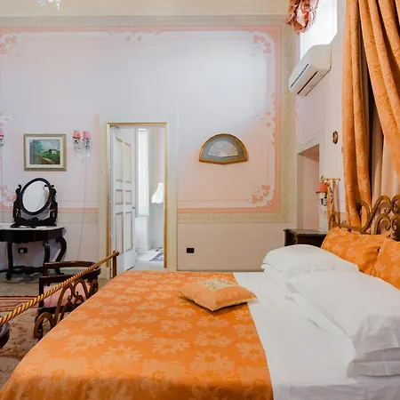 Palazzo De Castro B&B