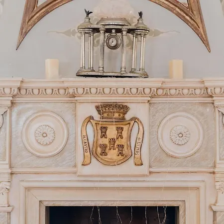 Palazzo De Castro Bed & Breakfast