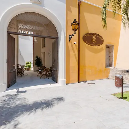 Palazzo De Castro 3* 스퀸자노