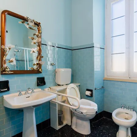 Palazzo De Castro B&B 스퀸자노