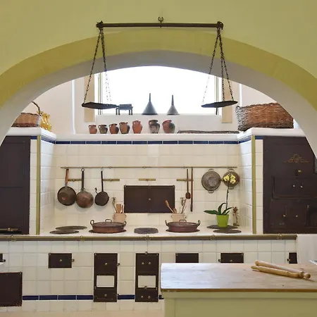 Palazzo De Castro Bed & Breakfast 4*