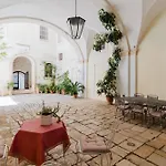 住宿加早餐酒店 Palazzo De Castro Squinzano