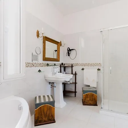 Palazzo De Castro Squinzano