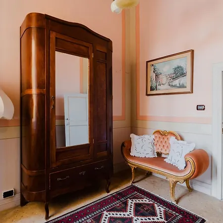 Palazzo De Castro Panzió 4*