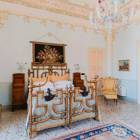 Palazzo De Castro Panzió Squinzano