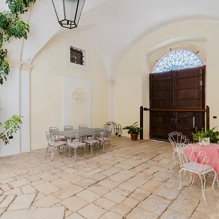 Palazzo De Castro Frühstückspension 4*