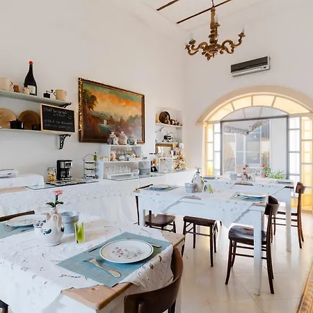 Frühstückspension Palazzo De Castro 4*