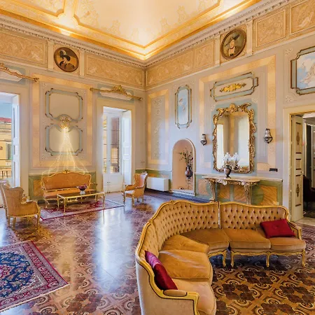 Palazzo De Castro Bed & Breakfast 4*