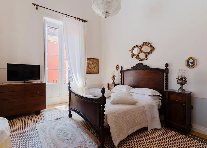 Palazzo De Castro Oda ve Kahvaltı Squinzano