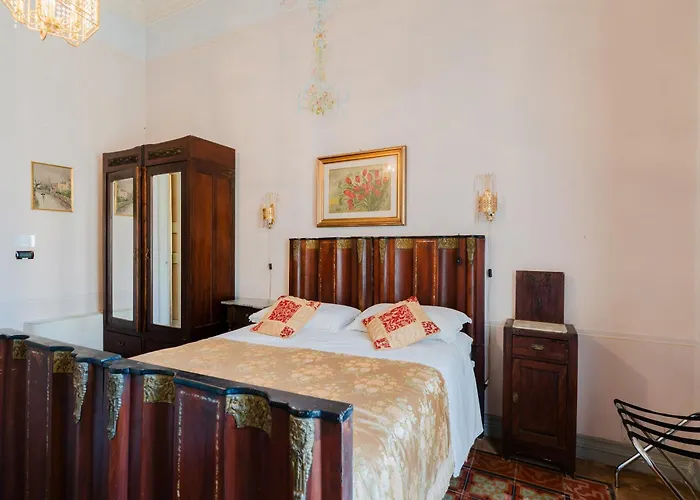 Palazzo De Castro Oda ve Kahvaltı 4*