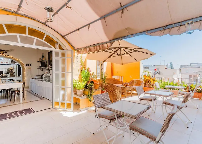 Palazzo De Castro 4*